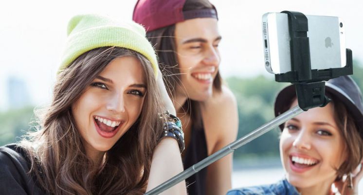 Comprar un monopie para autofoto. Tr&iacute;pode de Monopod con un bot&oacute;n