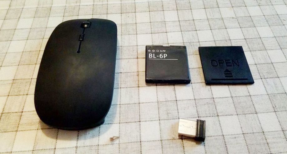 Rat&oacute;n inal&aacute;mbrico con una bater&iacute;a recargable con Aliexpress