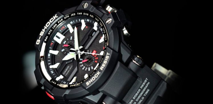 Las copias de los hombres y de relojes de las mujeres de China