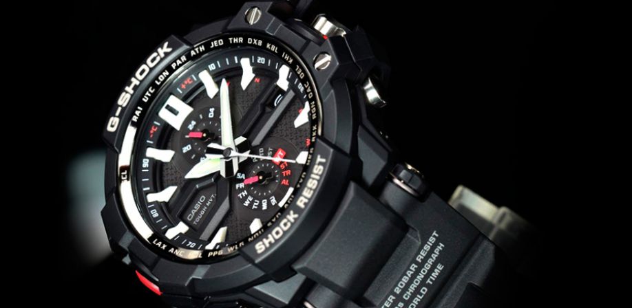 Las copias de los hombres y de relojes de las mujeres de China